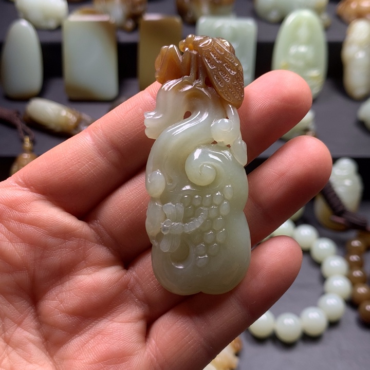 和田玉（糖玉）颈饰未镶嵌