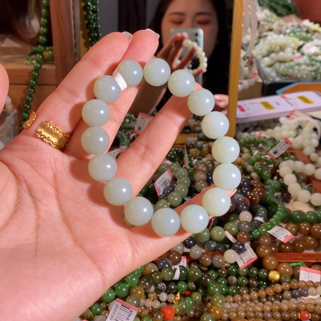 手链未镶嵌和田玉