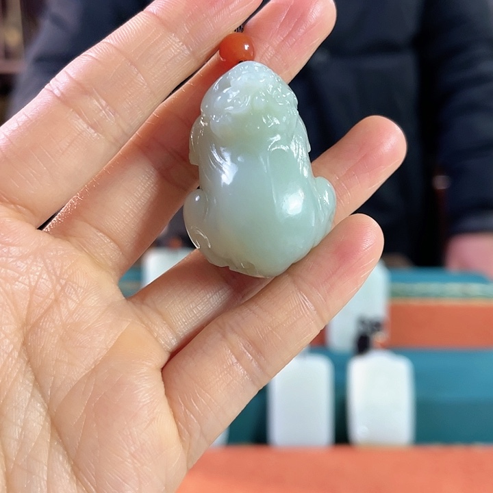 和田玉吊坠未镶嵌