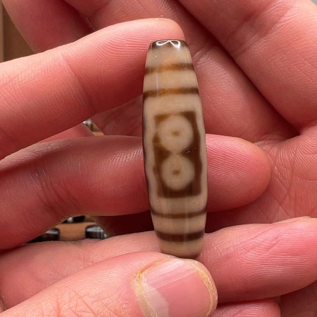 玛瑙/玉髓颈饰未镶嵌秘**地