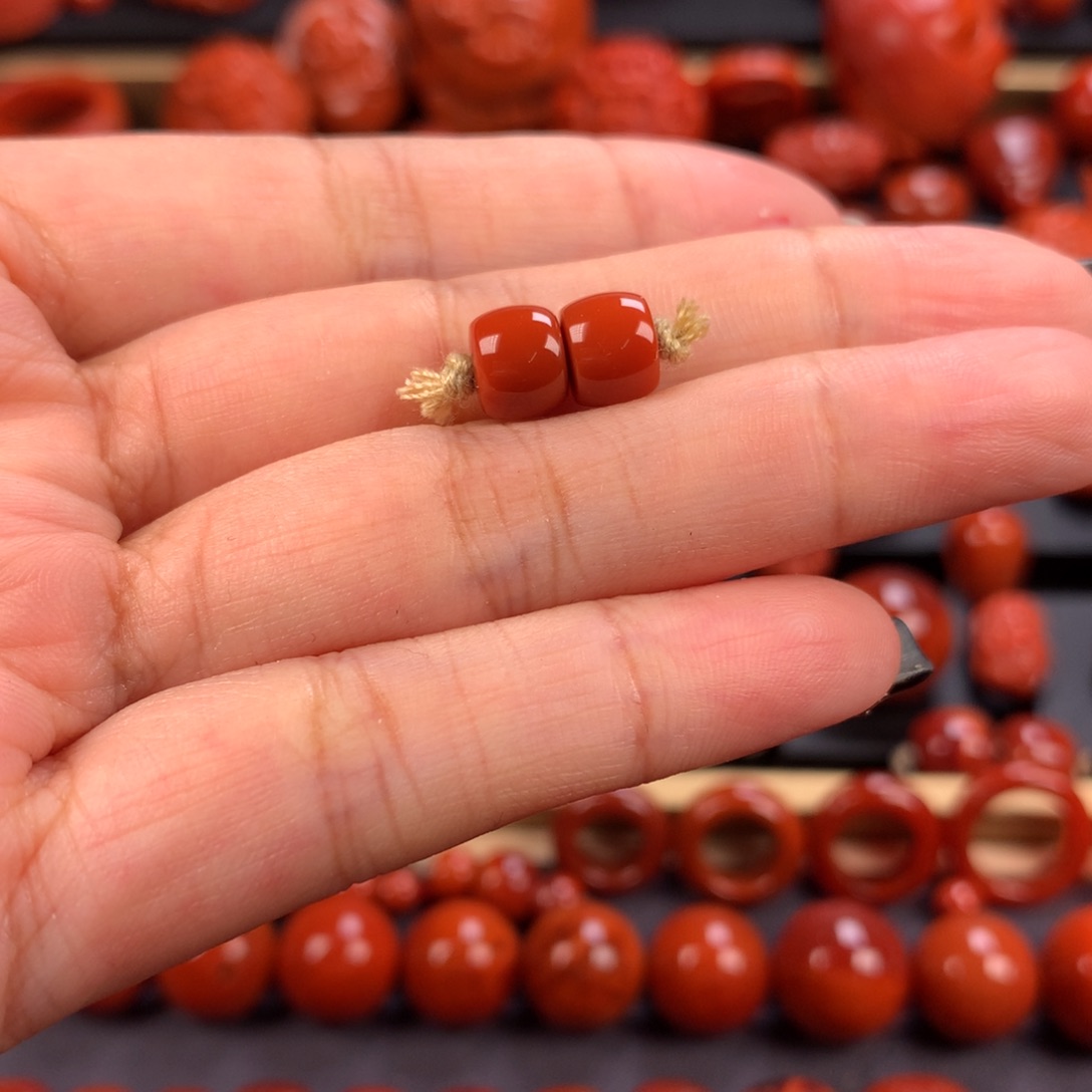 未镶嵌直切对珠7.3mm南红玛瑙