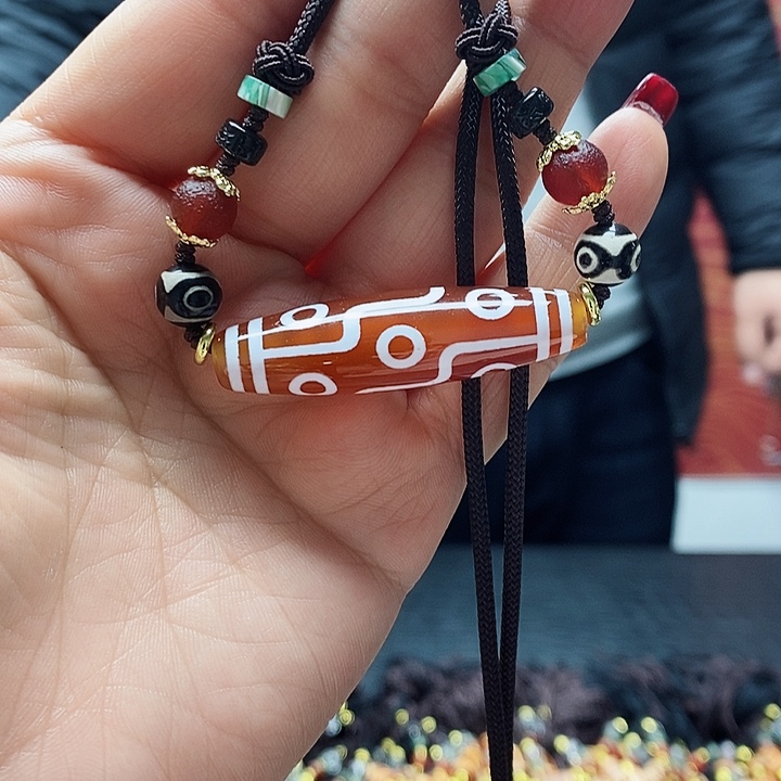 玛瑙/玉髓颈饰合金