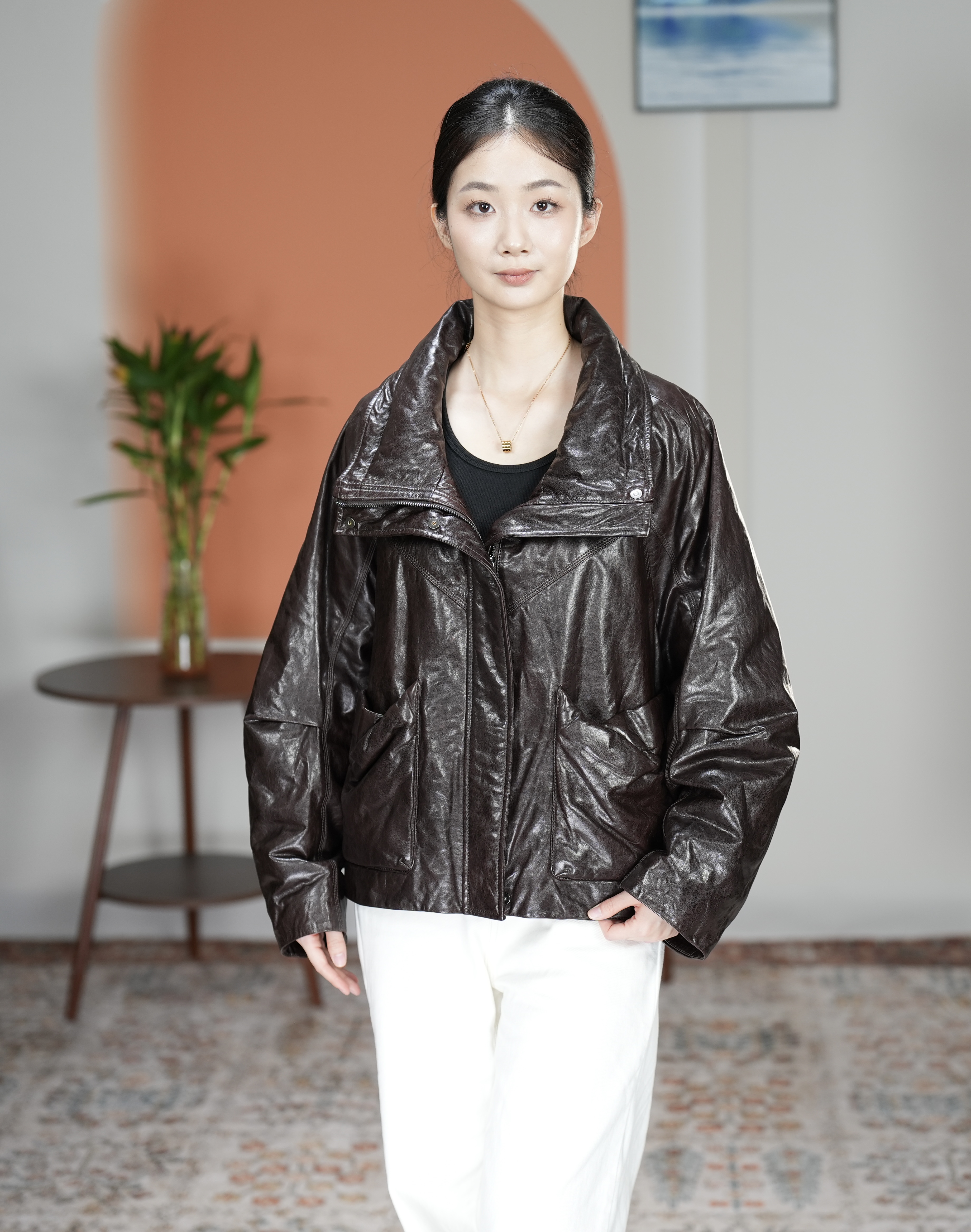 2025《暖派》2518款  绵羊皮冷翡翠女士皮羽绒休闲时尚百搭