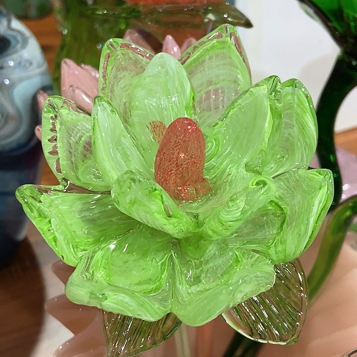 琉璃绿色夜光琉璃荷花花器