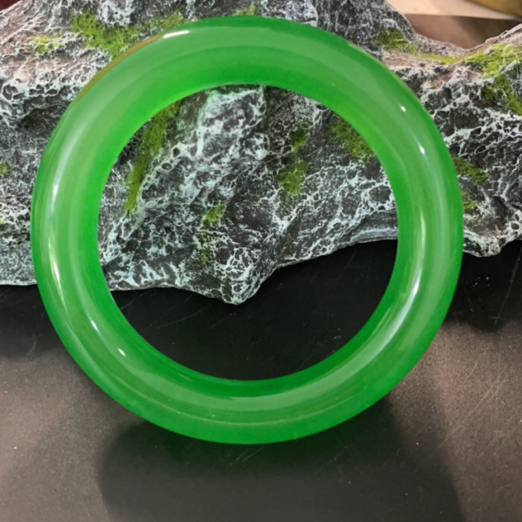 353   绿胖圆手镯