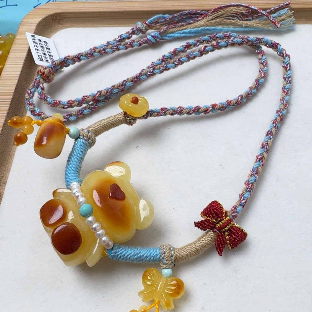 蜜蜡吊坠(赠链)未镶嵌