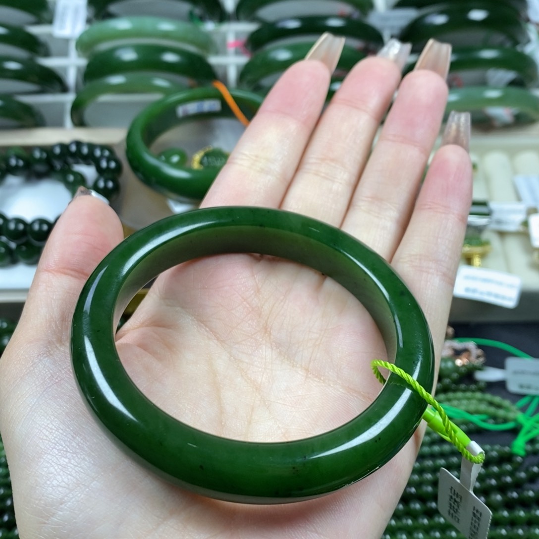 和田玉（碧玉）手镯未镶嵌59