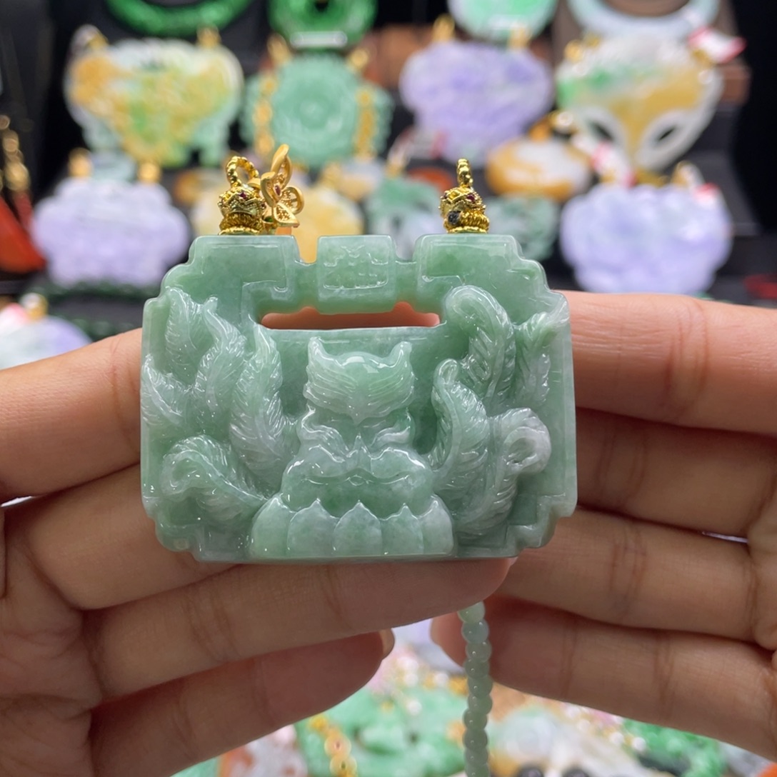 翡翠未镶嵌颈饰代编织