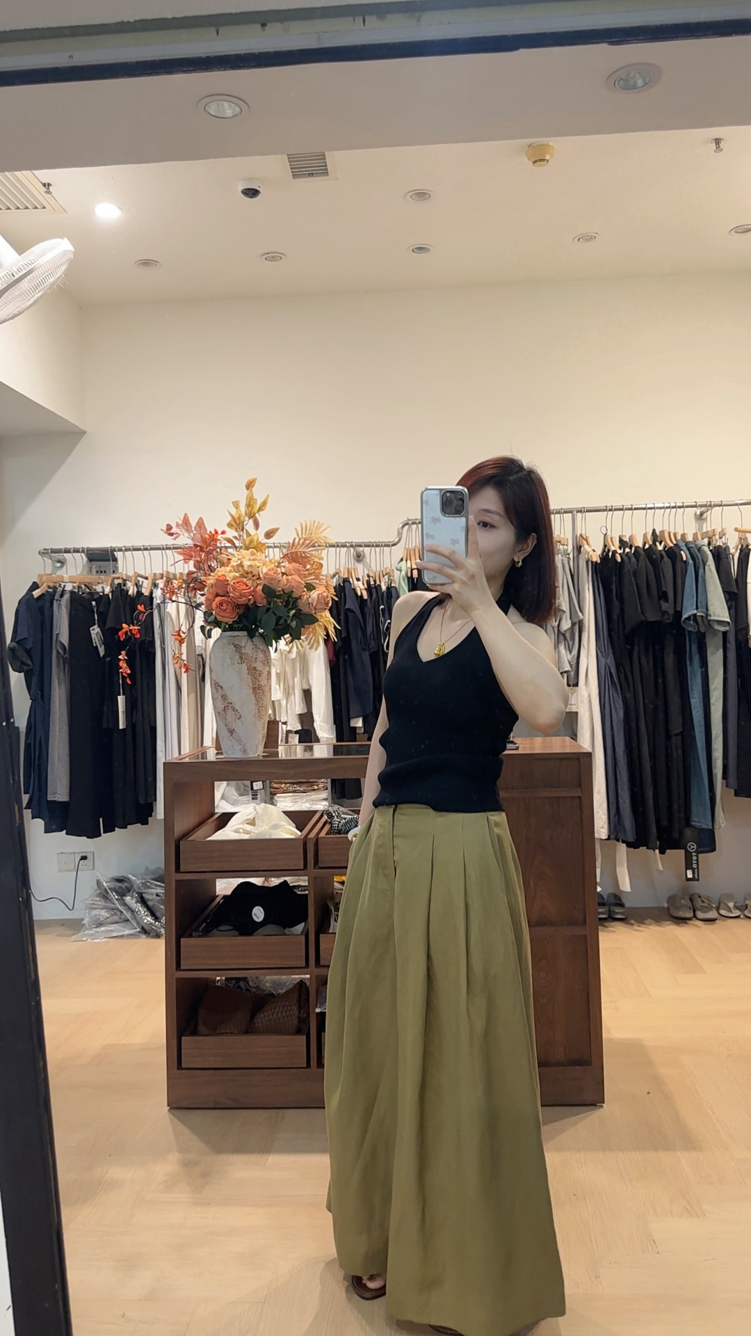 CHLILI【度假感】挂脖露背v领小背心上衣