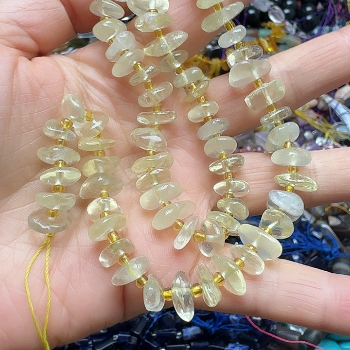 玛瑙/玉髓未镶嵌珠宝半成品一条柠檬黄水晶随行