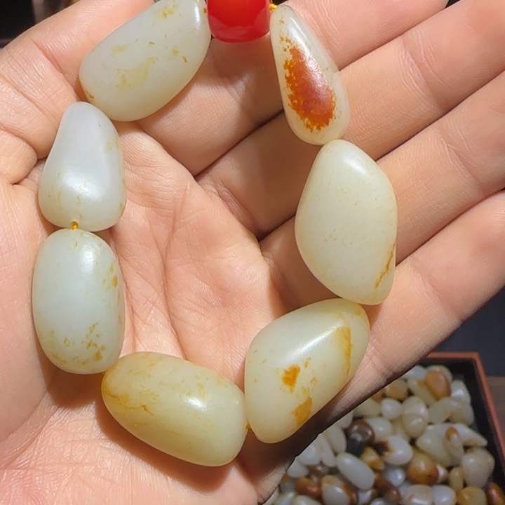 和田玉手串未镶嵌92克