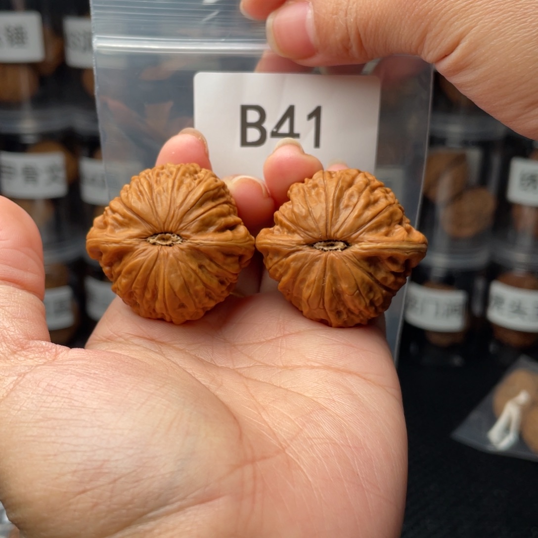 文玩核桃把件39铁锤