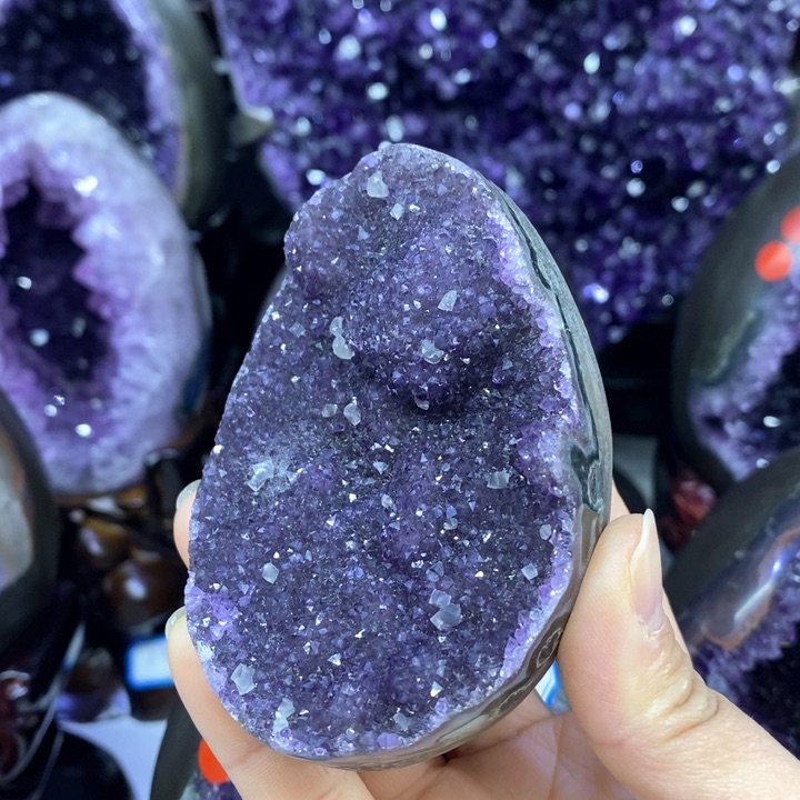 紫晶摆件未镶嵌莹