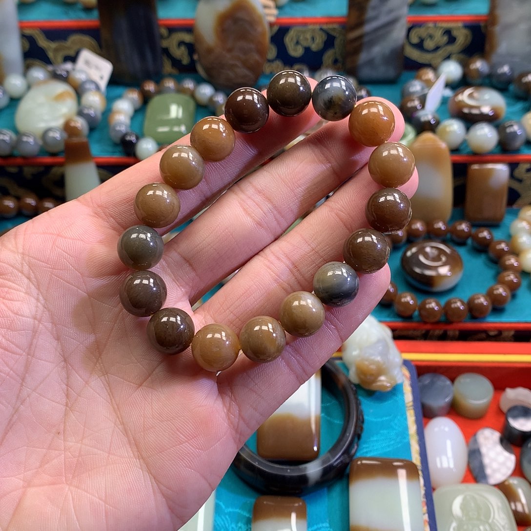 和田玉（糖玉）未镶嵌手链