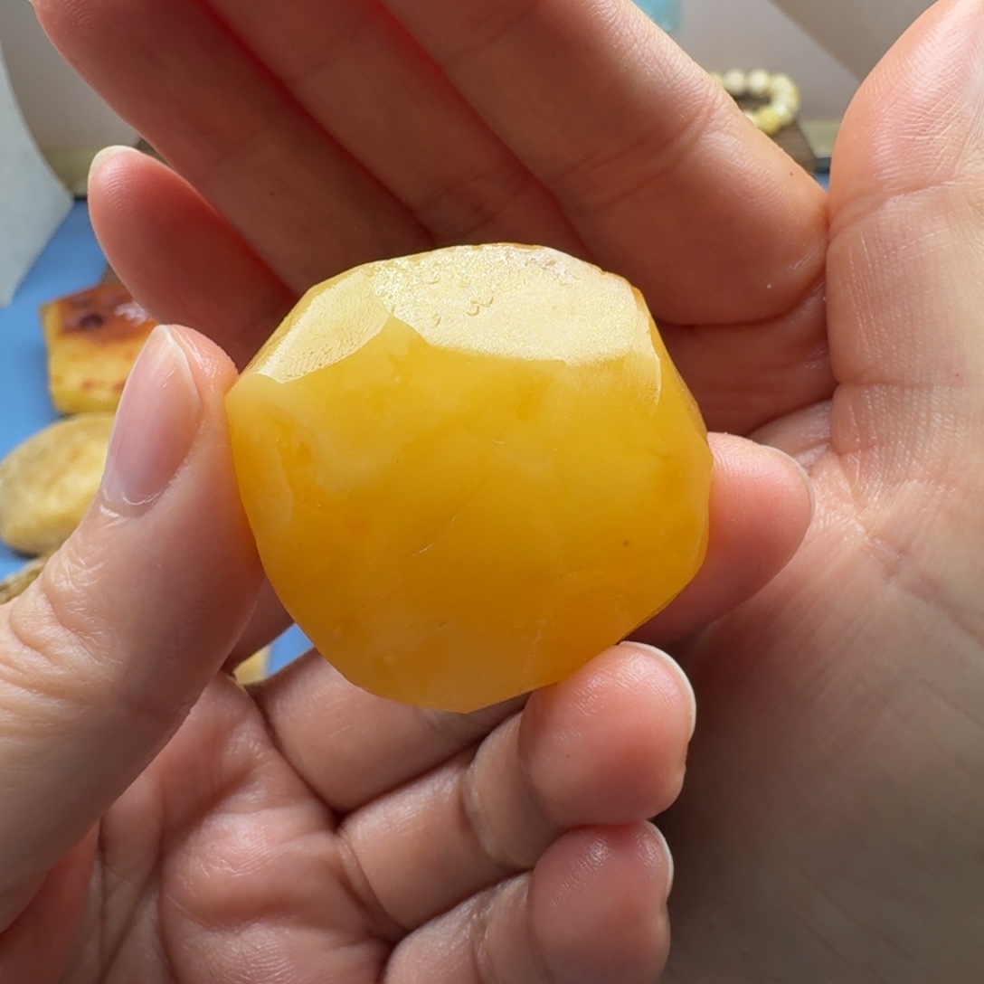 亮***定制琥珀未镶嵌琥珀蜜蜡定制