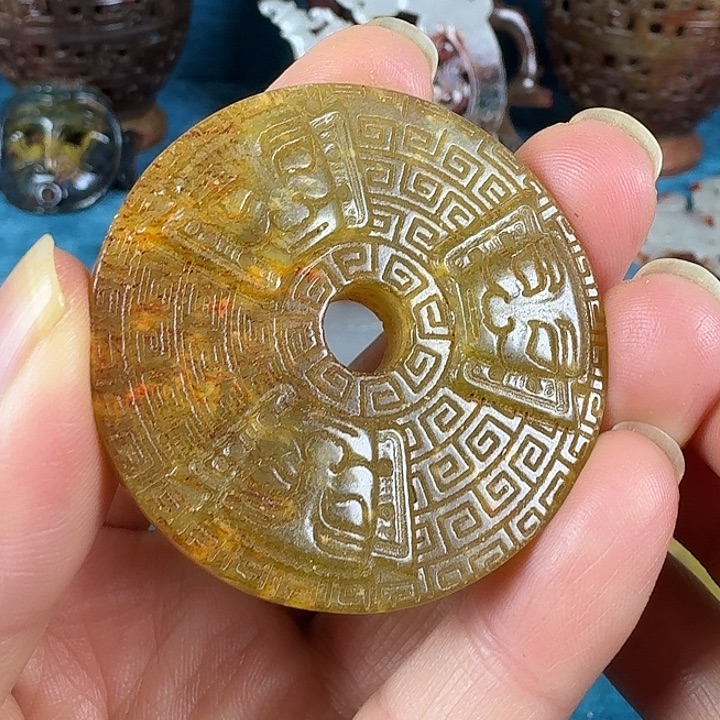 和田玉（糖玉）未镶嵌挂件