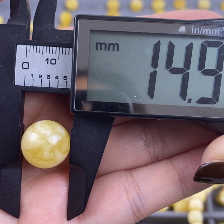 琥珀裸石未镶嵌琥珀蜜蜡2