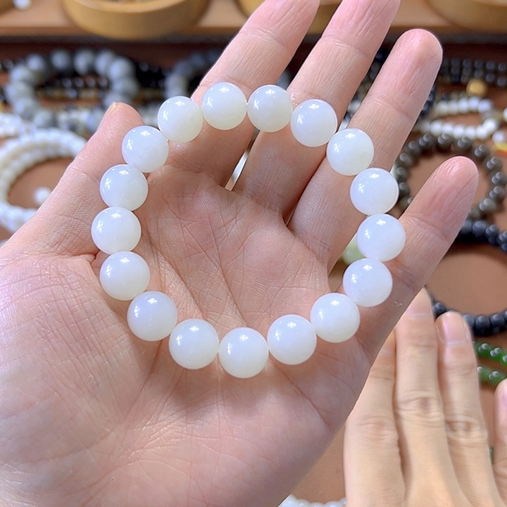 和田玉手串未镶嵌