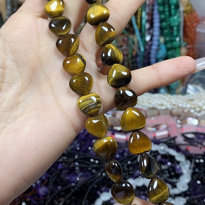 玛瑙/玉髓未镶嵌珠宝半成品天然黄虎爱心卡12mm