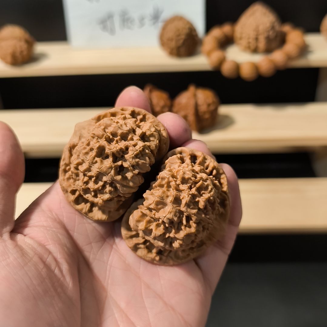 鹤***泉文玩核桃吊坠49官帽