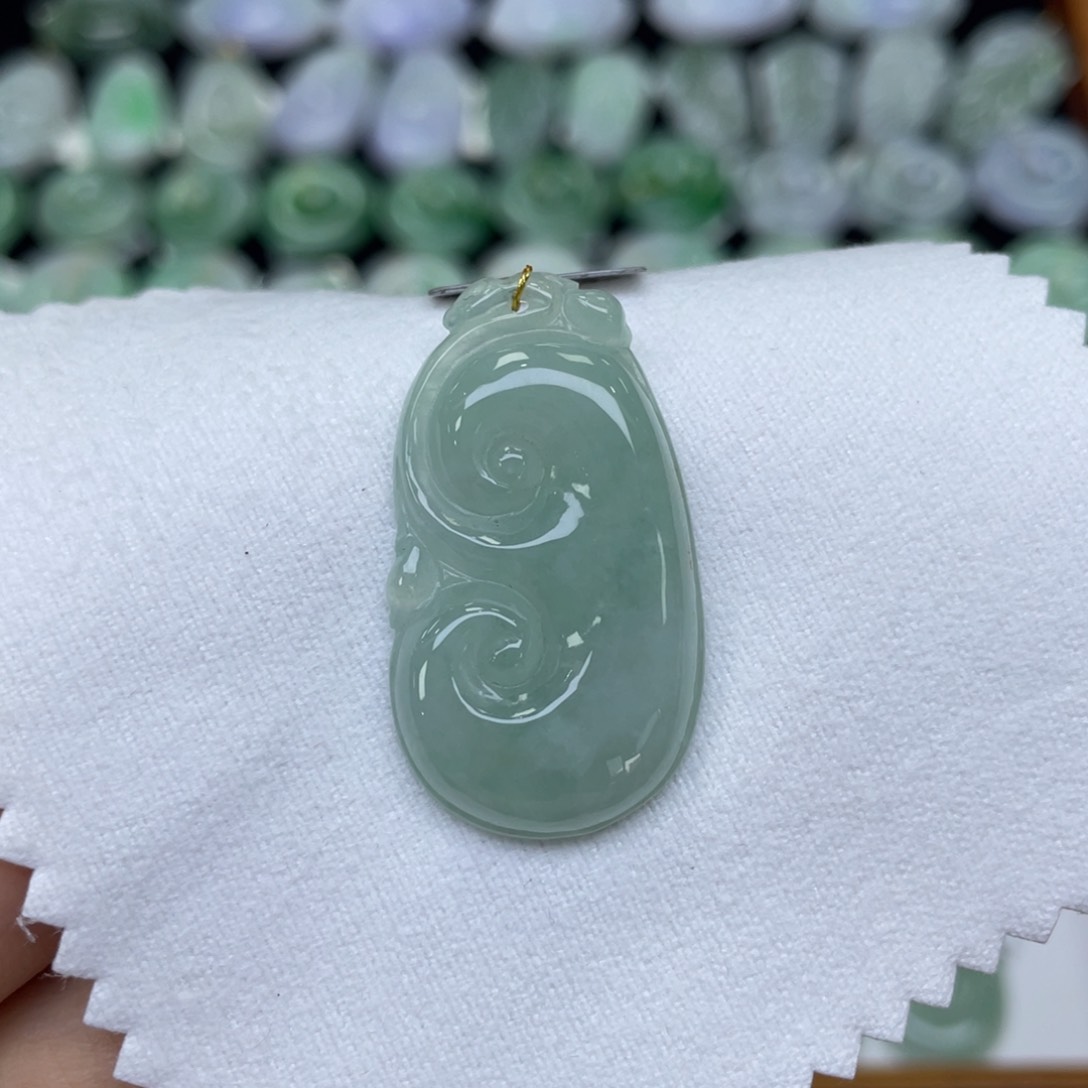 颈饰未镶嵌翡翠如意