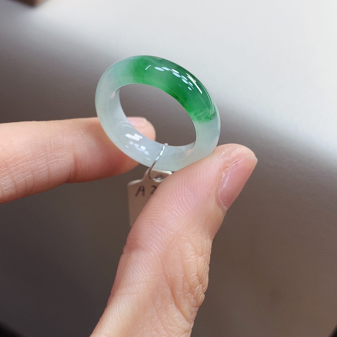 翡翠戒指未镶嵌鱼*?14号