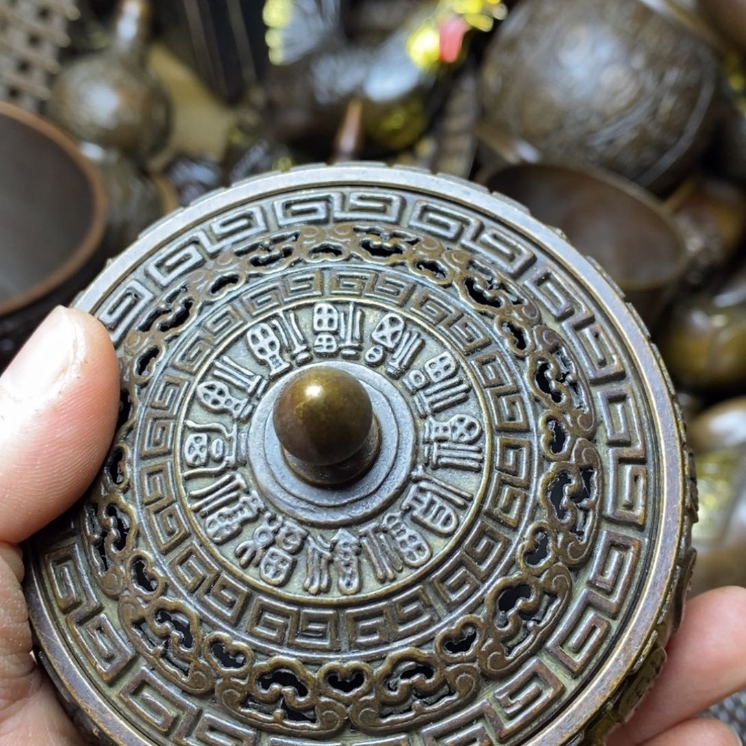 精美铜器，做工精致