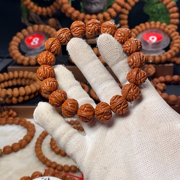 桃核吊坠超***7秦岭龙纹