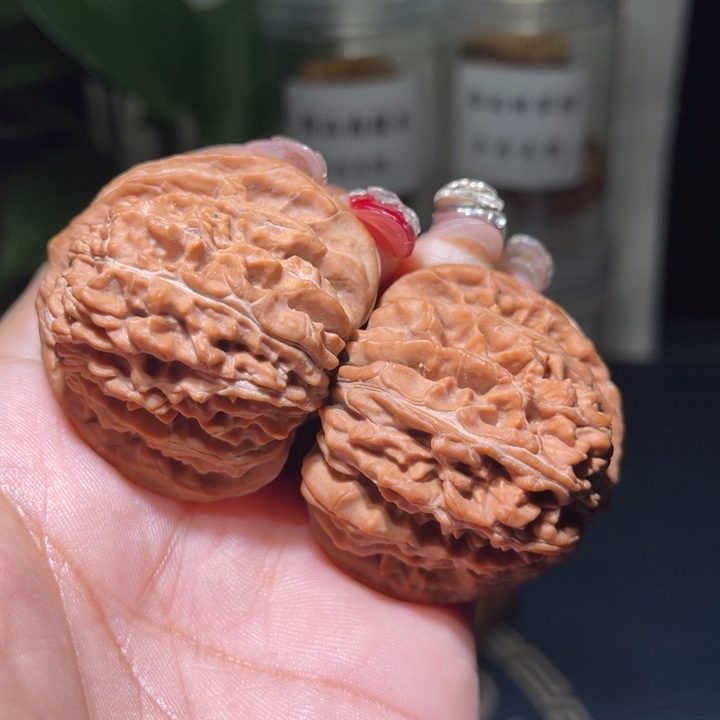 桃核把件           43.5