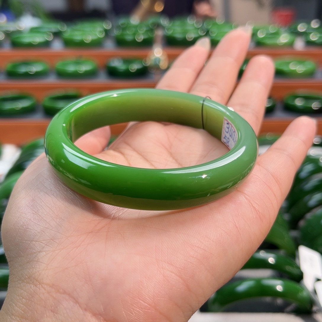 未镶嵌手镯和田玉5758