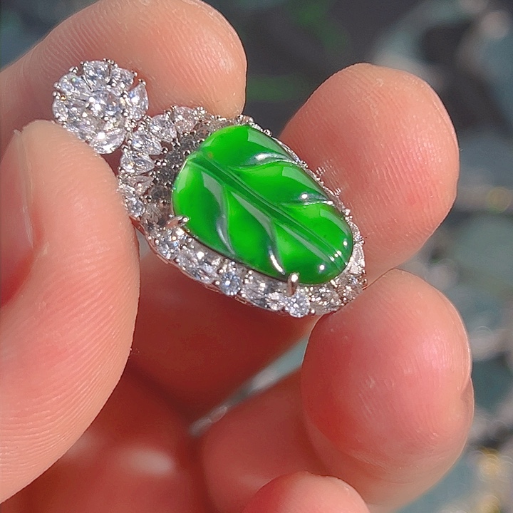 翡翠颈饰未镶嵌889999999,