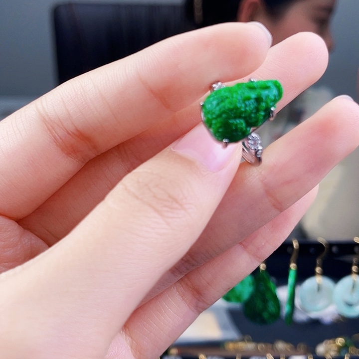 翡翠戒指银S925镶嵌饰品