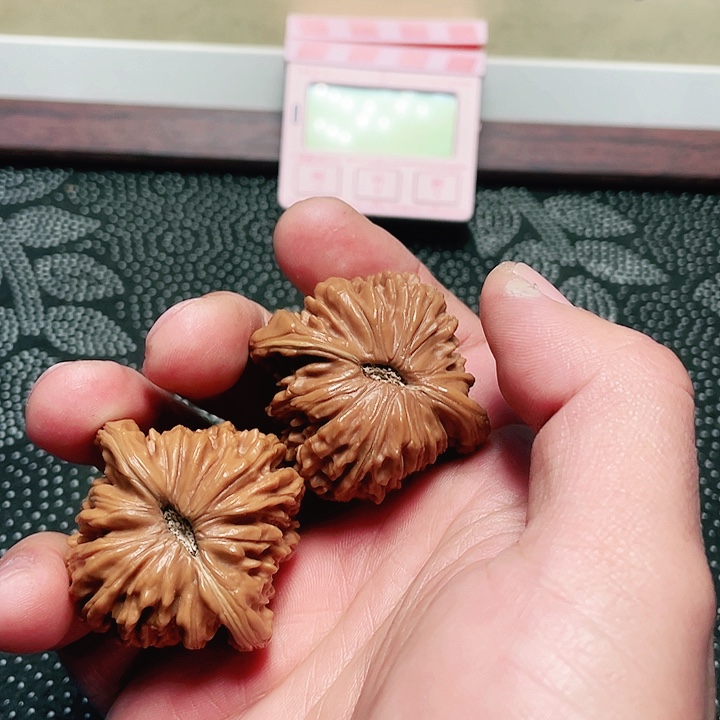 文玩核桃吊坠最***子四座楼