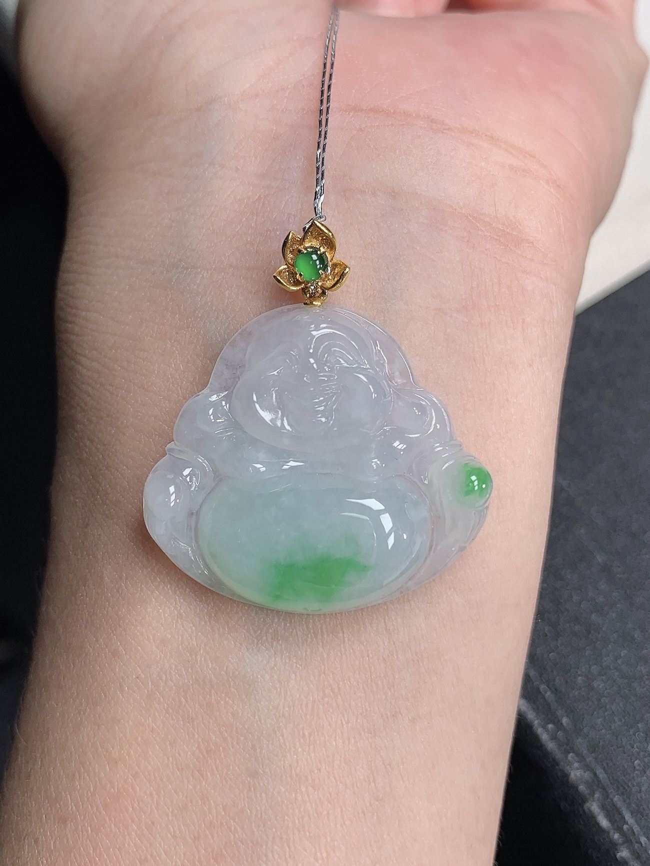 天然缅甸翡翠A货18k金镶嵌糯冰飘阳绿佛公吊坠 裸石26x30x6.1mm