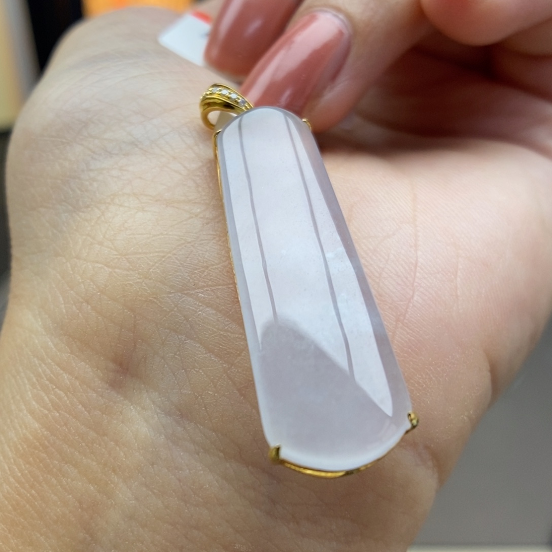 翡翠18K金镶嵌颈饰吊坠44