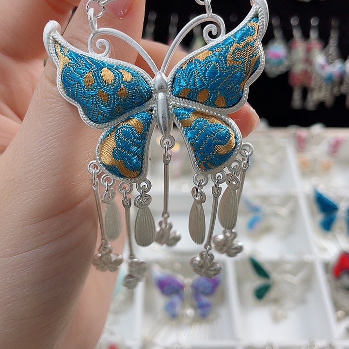 织绣非遗刺绣饰品