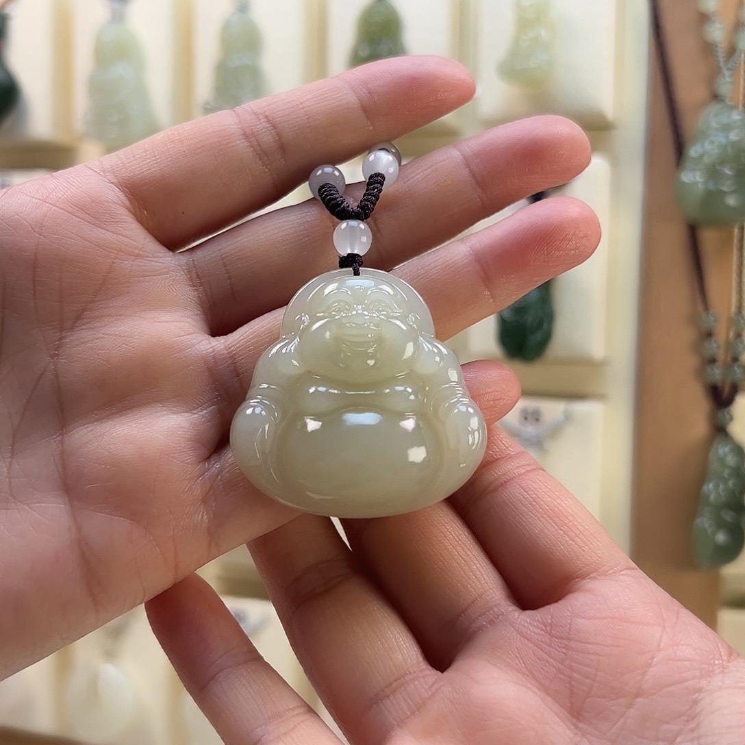 福***y和田玉未镶嵌颈饰