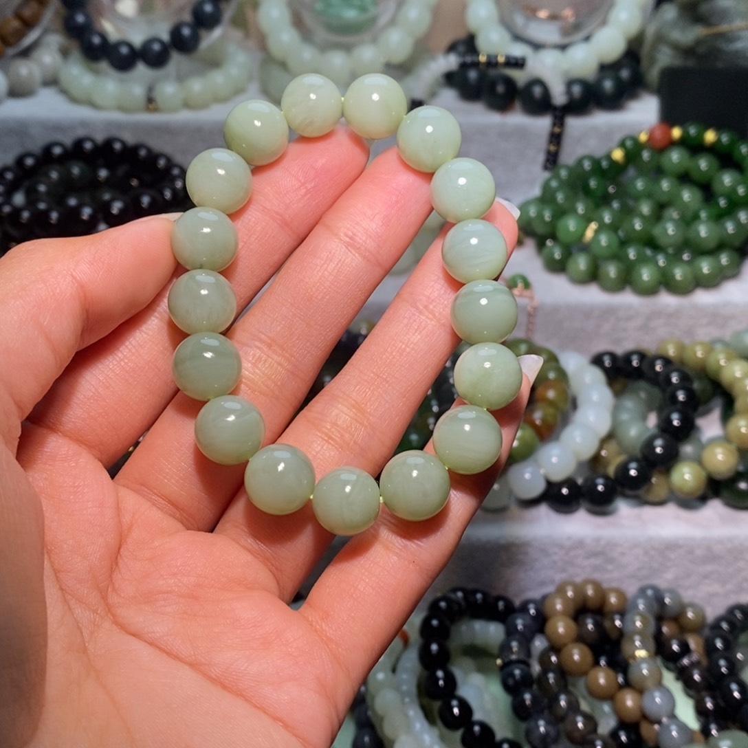 和田玉未镶嵌手链