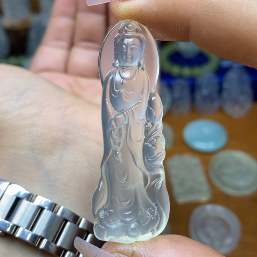 【闪购商品】蛇纹石玉颈饰未镶嵌