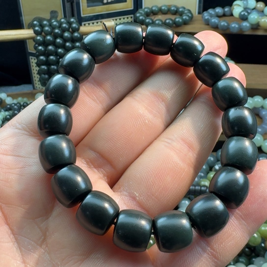 和田玉手链未镶嵌