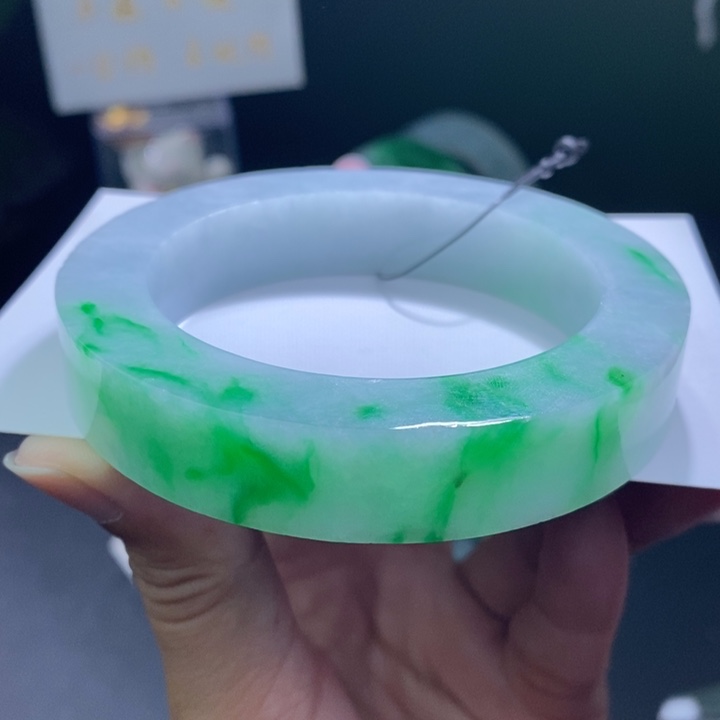 未镶嵌翡翠定制翡翠