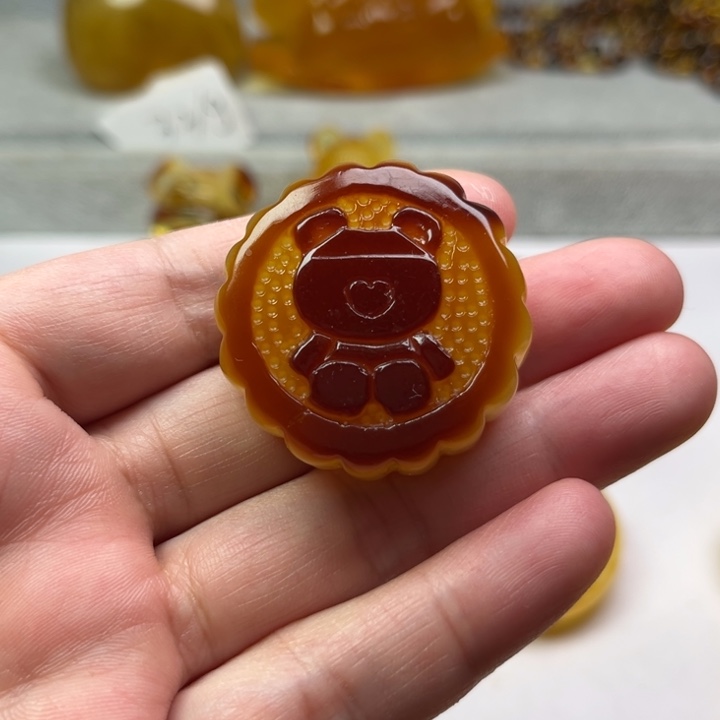 琥珀颈饰未镶嵌琥珀蜜蜡