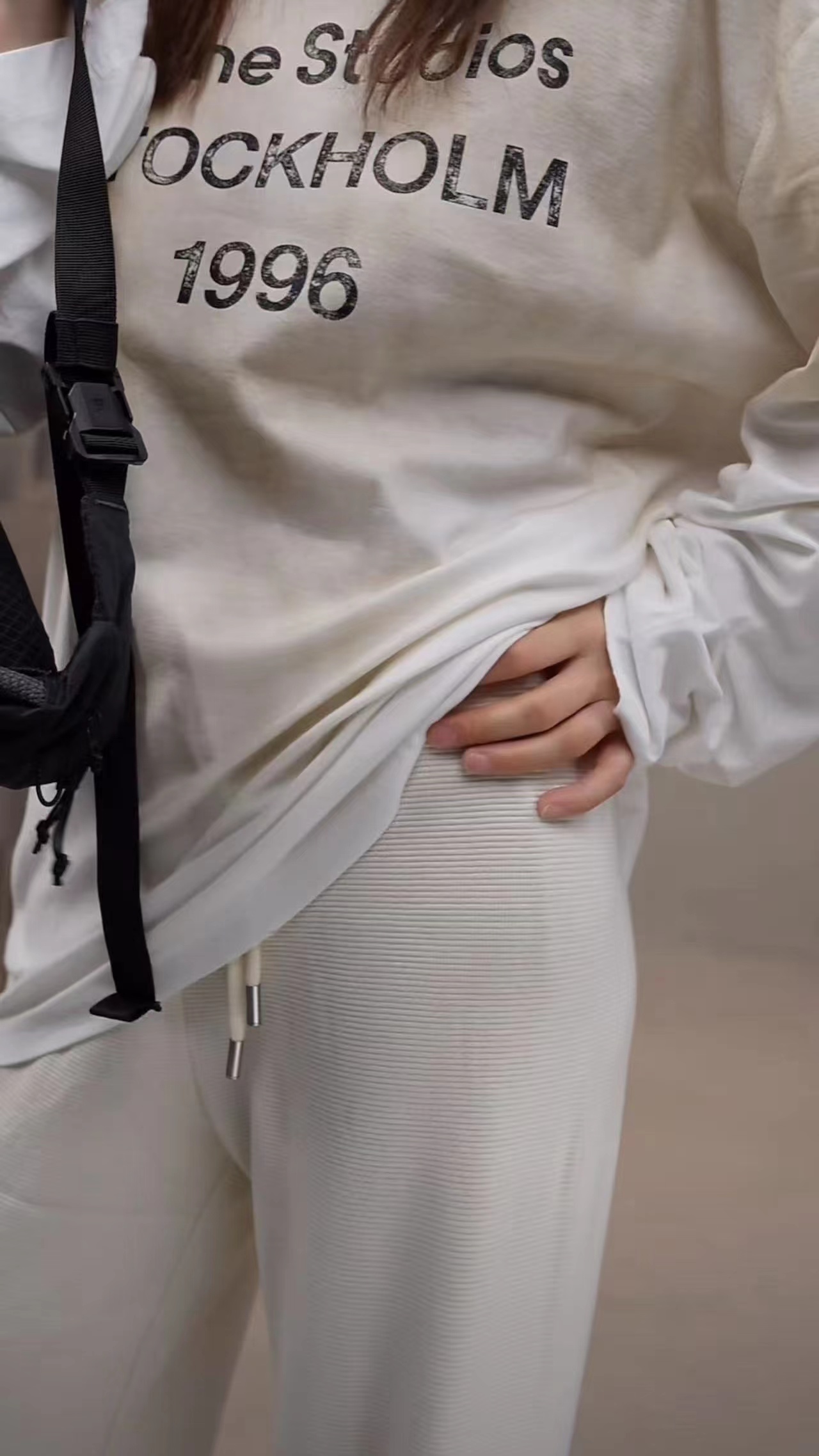 日系清纯菠萝女直筒裤