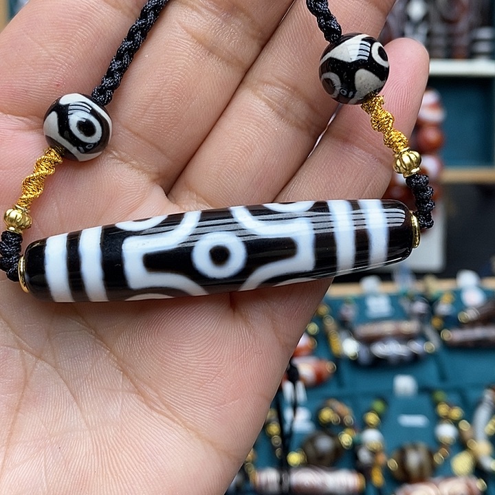 玛瑙/玉髓颈饰合金?