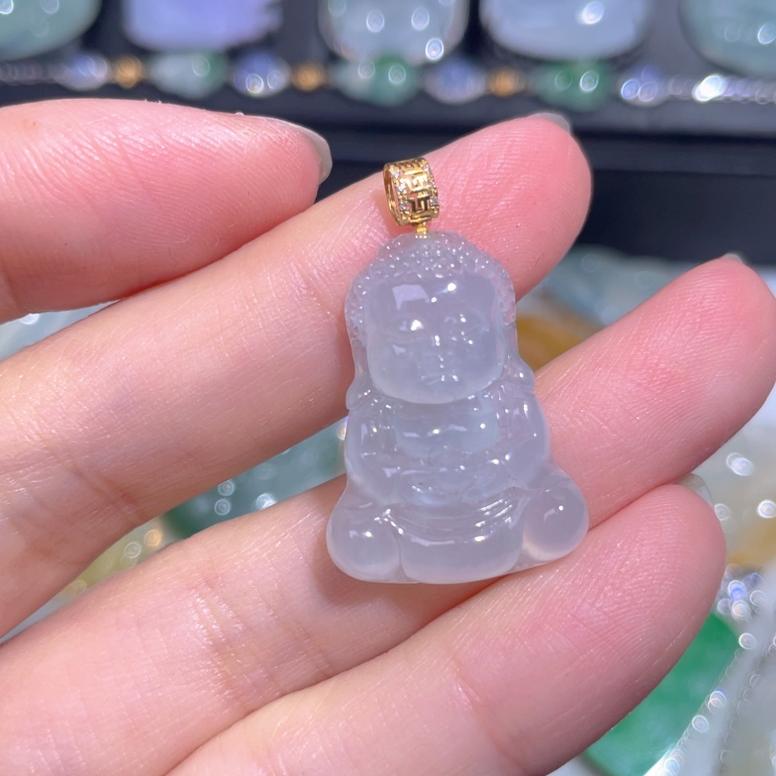 颈饰18K金镶嵌翡翠翡翠