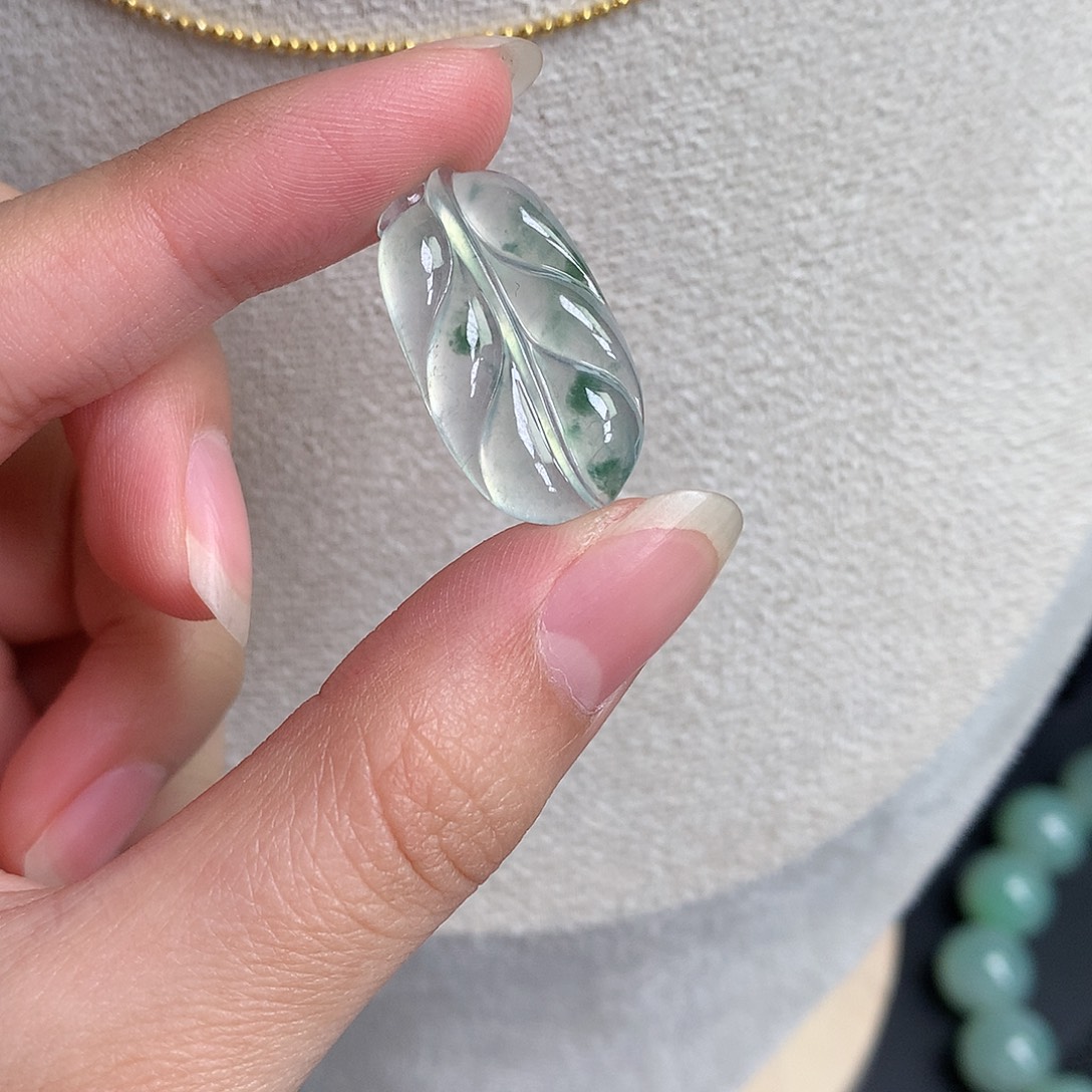 翡翠裸石缅甸天然A货翡翠冰种叶子