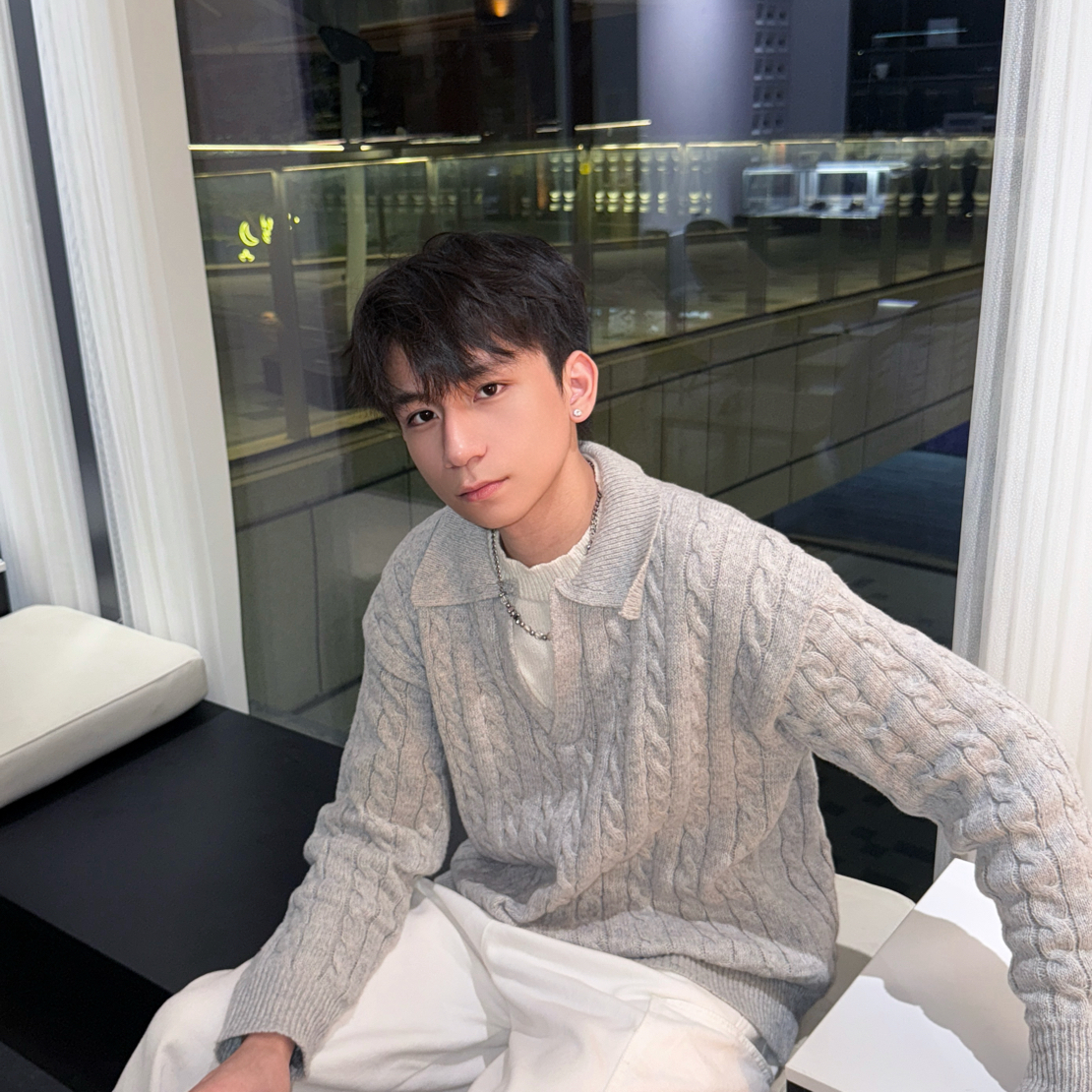 纯色针织冬季翻领保暖毛衣针织衫加厚休闲春秋灰色