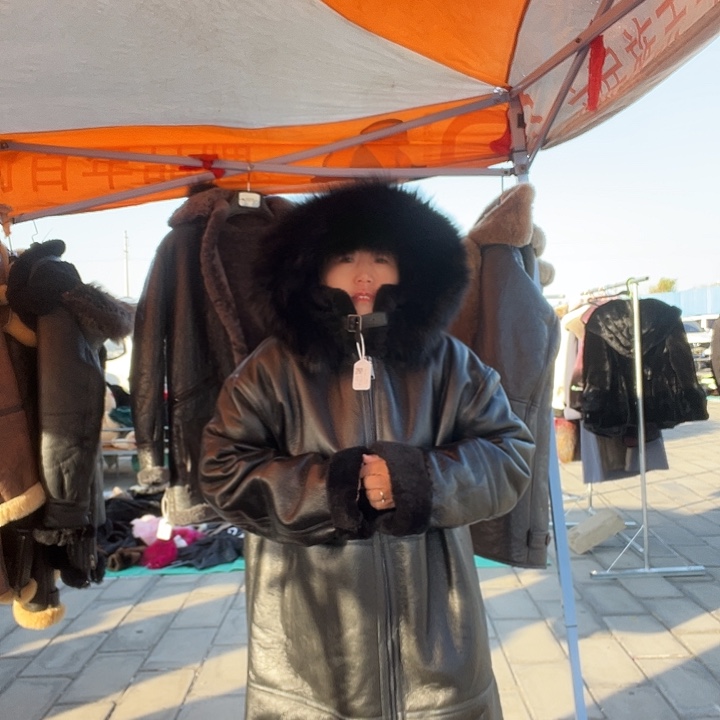 昆****场64码数皮毛一体男款