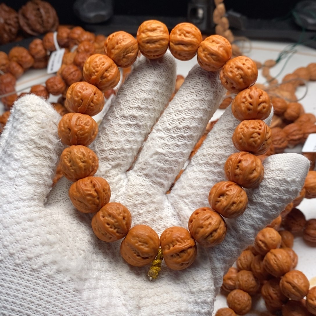 吊坠文玩核桃粗筋小核桃