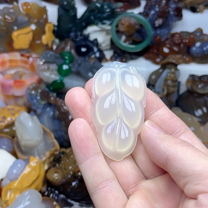 玛瑙/玉髓饰品未镶嵌